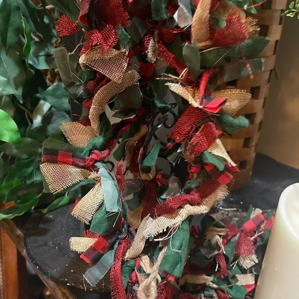 Garland for Decor or Presents!